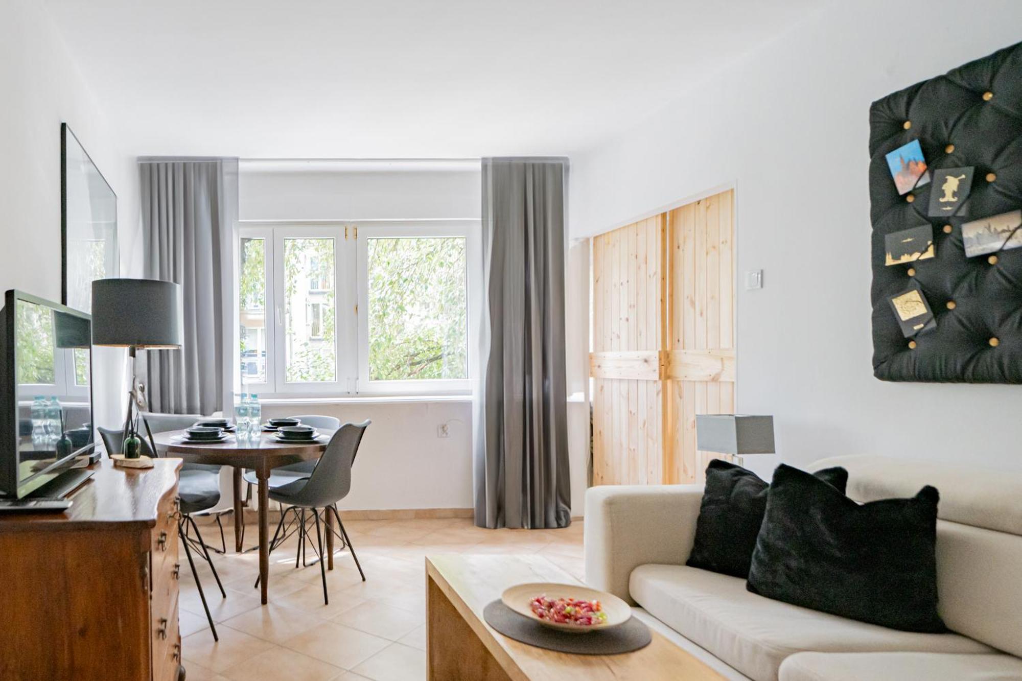 Niceone Apartment Number 5 - W Samym Centrum! วรอตซวาฟ ภายนอก รูปภาพ
